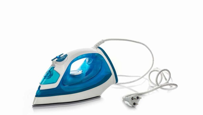 Best Steam Iron for Sewing and Quilting